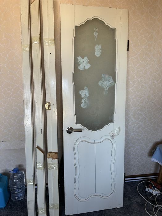 Деревянна дверь продам