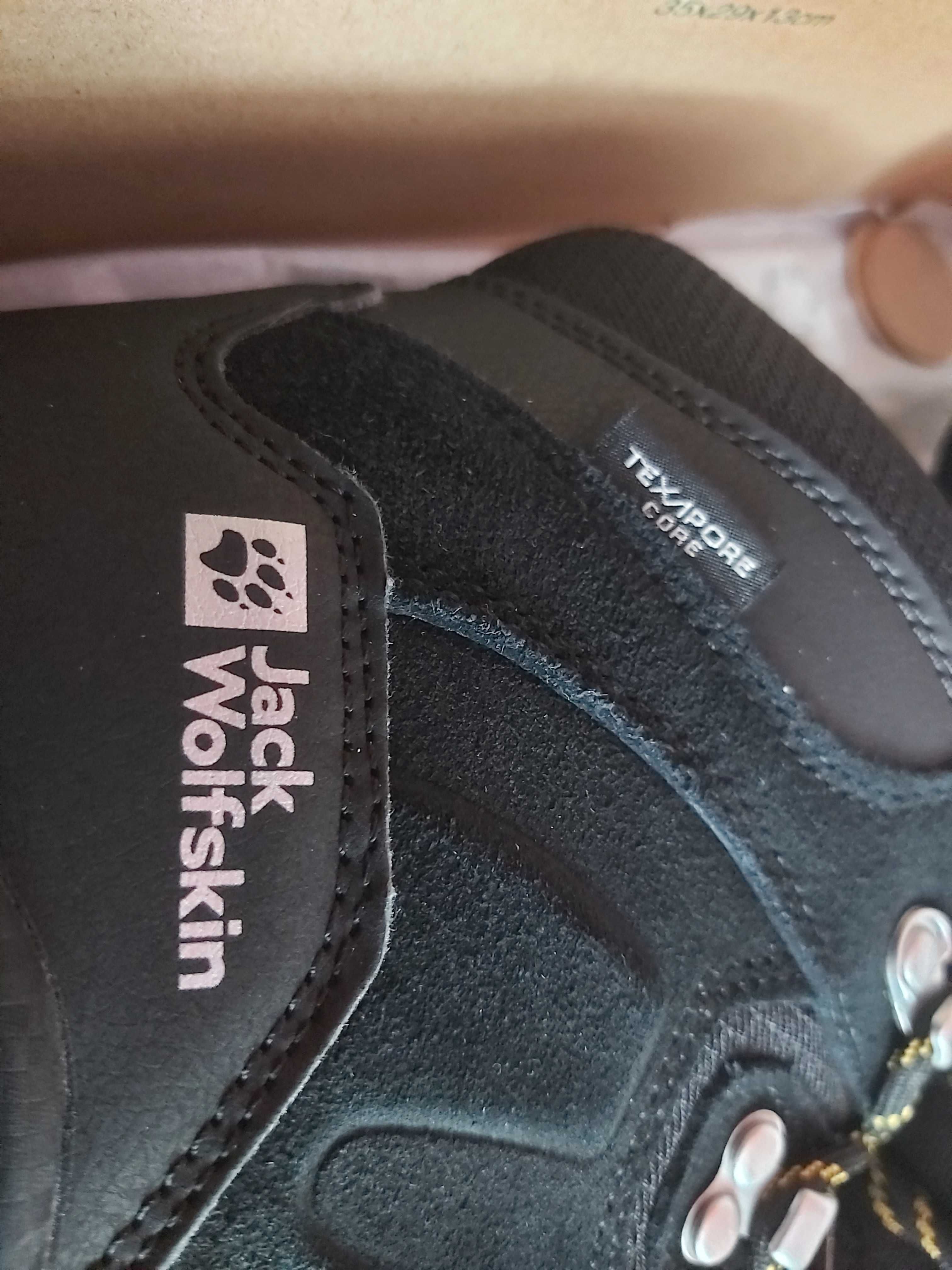Нови обувки Jack Wolfskin Refugio Texapore Mid