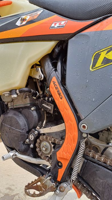 Vând ktm 300 tpi