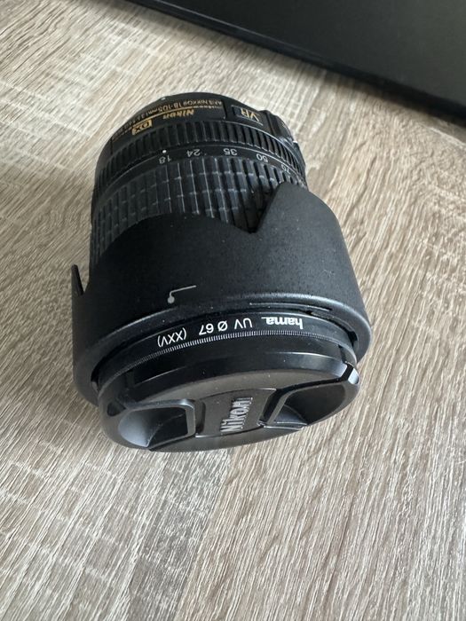 Продавам обектив за Никон 18-105