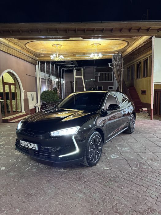 Huawei aito seres 5 sotiladi