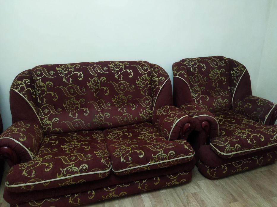 Отдам диван бесплатно