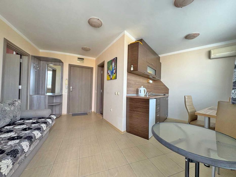 Продава се Двустаен апартамент в к.к. Слънчев бряг - 58 кв.м за 1182 €/кв.м - Снимка #2