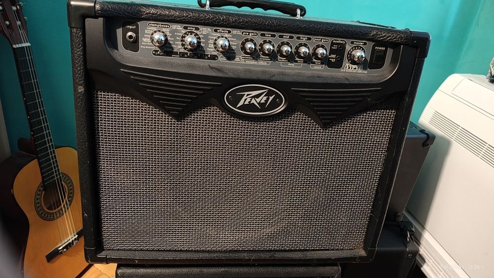 Три броя кубета Peavy Ibanez Harley Benton