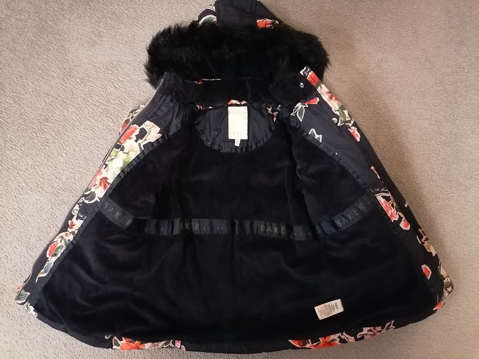 Дизайнерско зимно яке и ръкавички Ted Baker