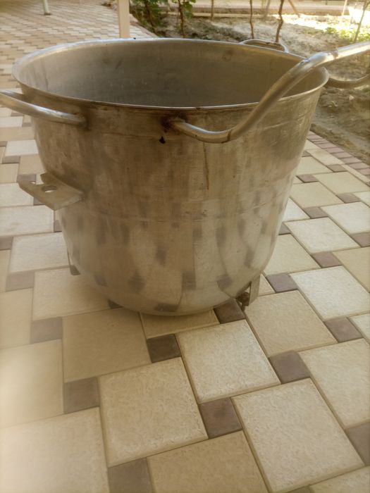 Тестомеситель из нержавеющей стали ёмкостью 60 литров