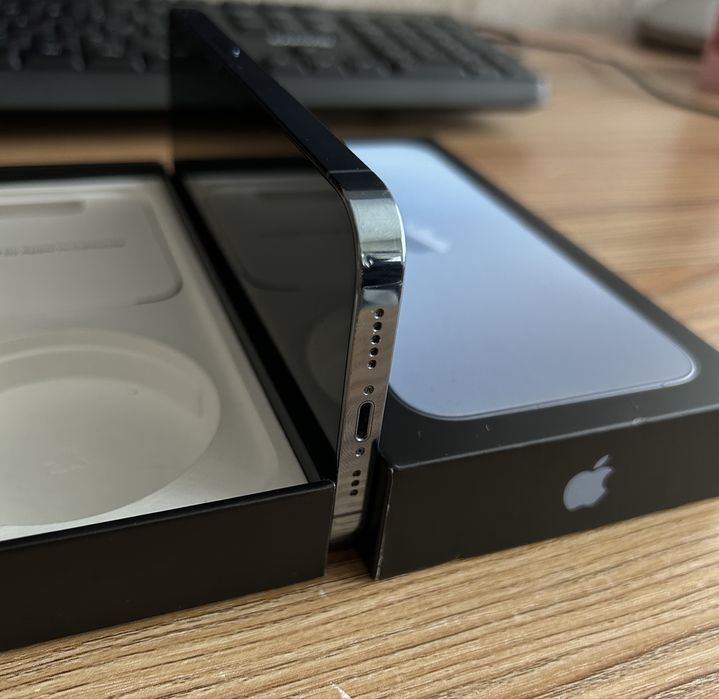 Iphone 13 Pro, 256GB, 83% Battery health!!!