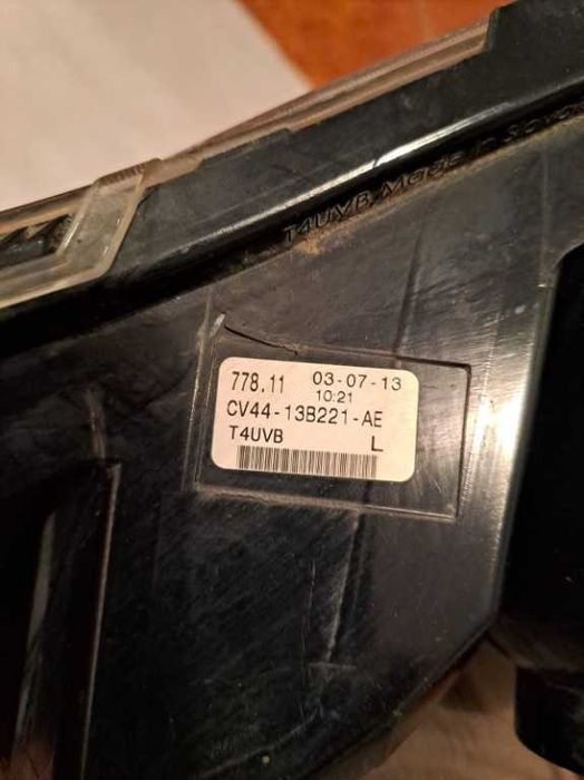 Proiector stanga original Ford Kuga an 2013-2016 cod CV4413B221AE