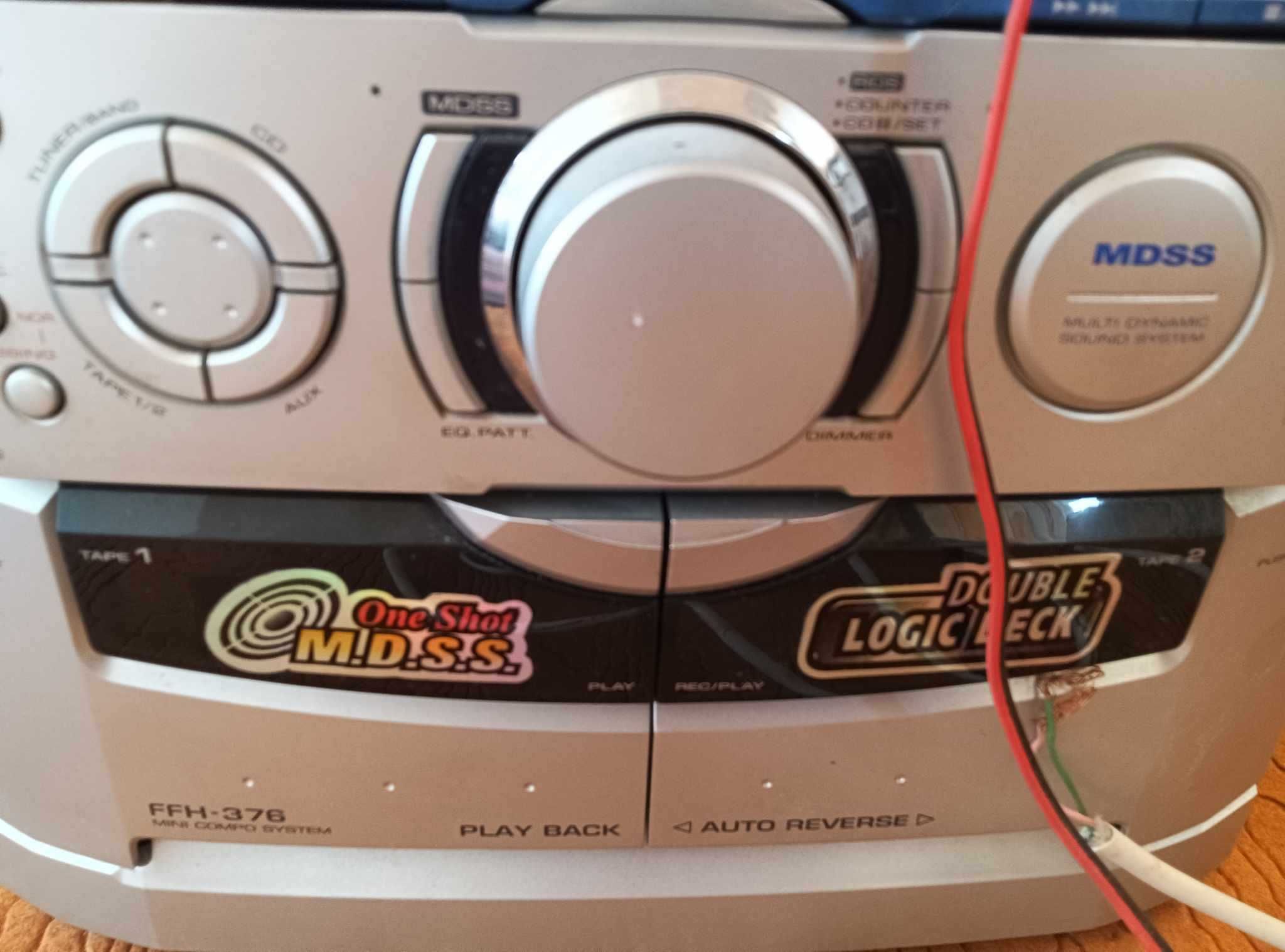 LG 3CD changer музикална система