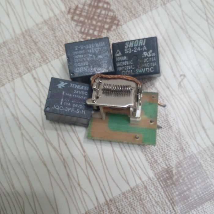 Реле промежуточное.