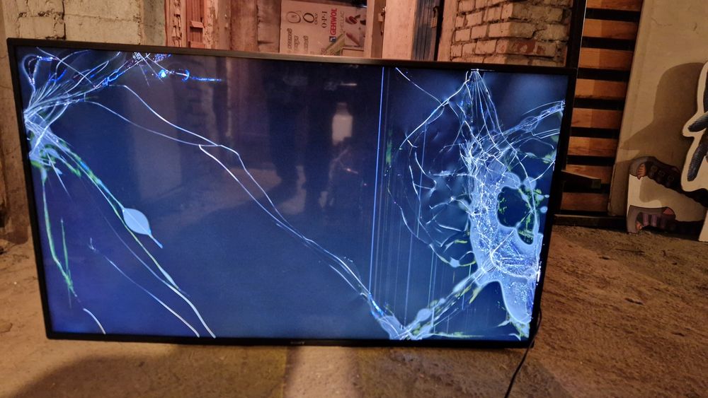 Телевизор Sony большой заменить экран