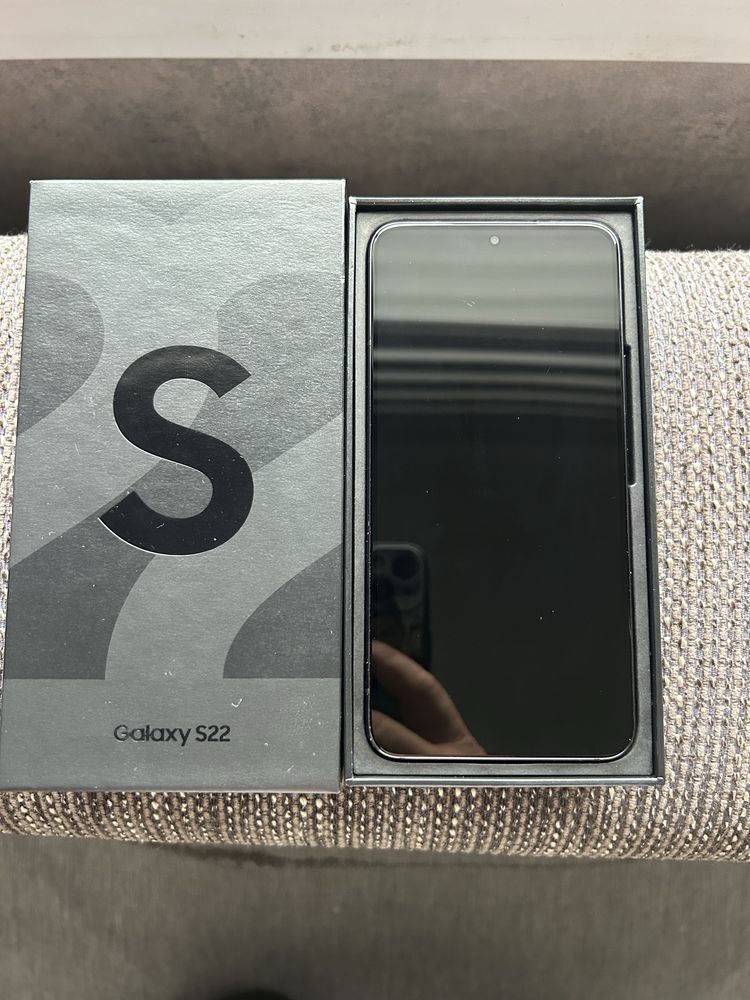 Samsung galaxy S22 256gb