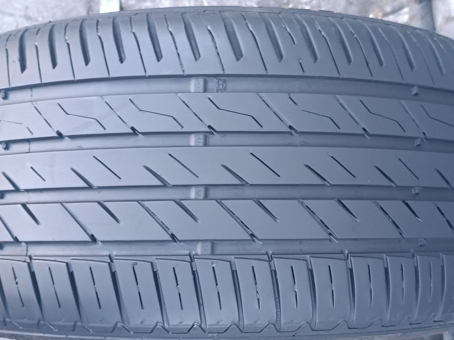 225/45/17 Viking