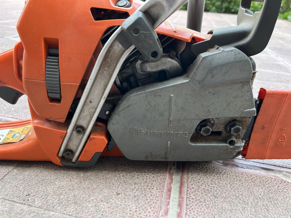 Професионален моторен трион Husqvarna 560XP