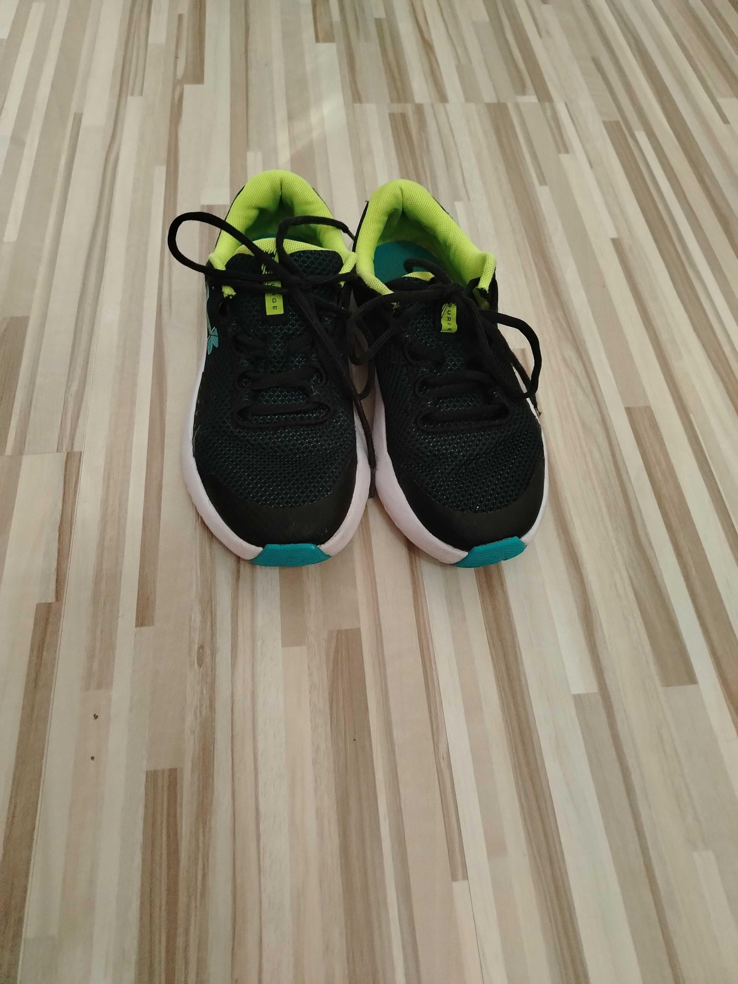 Маратонки Under armour
