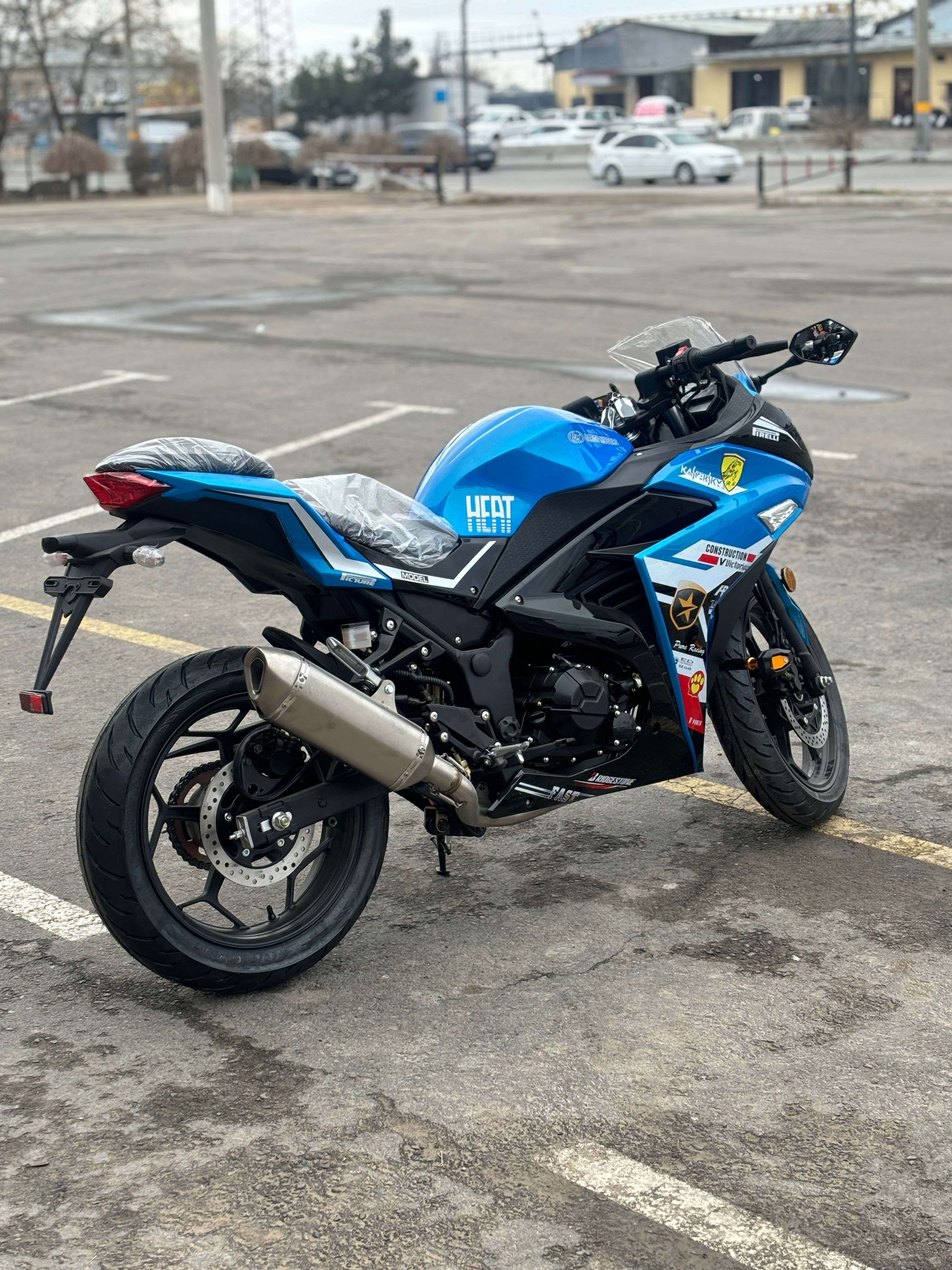 Mototsikl Sport bike