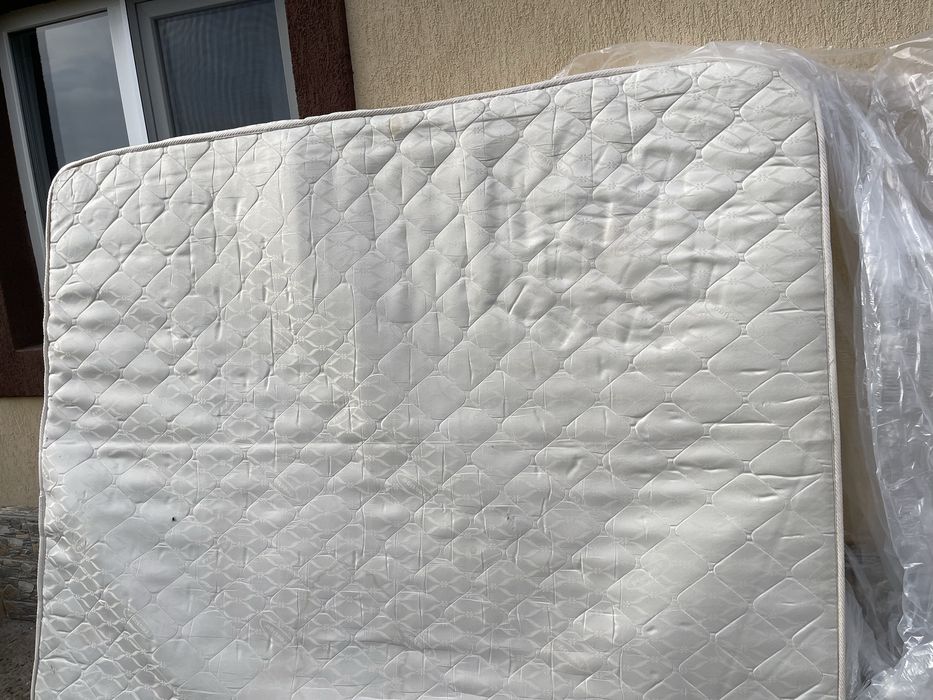 Saltea   pat  cu dimensiuni 200 /160