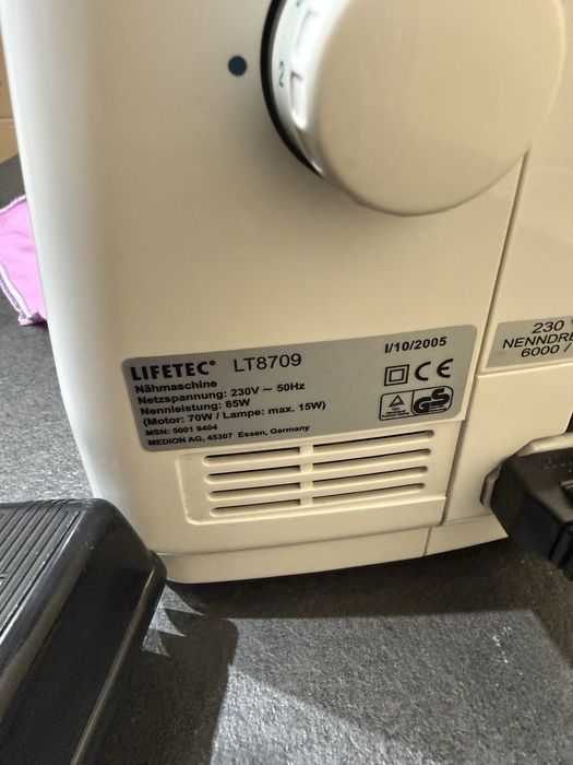 Masina de cusut festonat LIFETEC ca noua