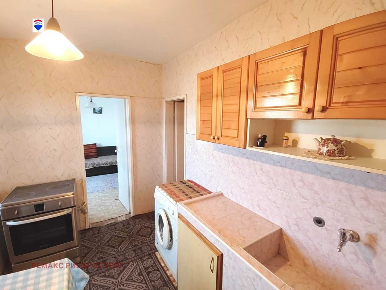 Продава се Тристаен апартамент в Русе, Родина 2 - 80 кв.м за 975 €/кв.м - Снимка #9