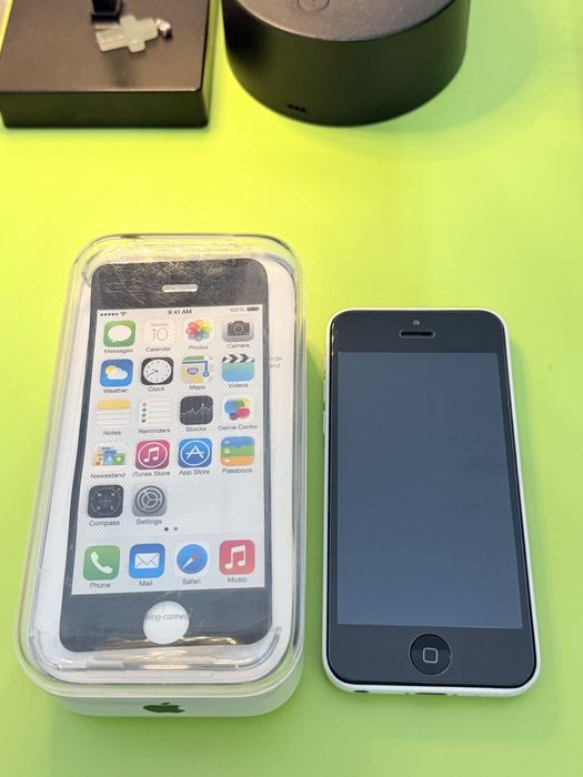 iPhone 5c пълен комплект
