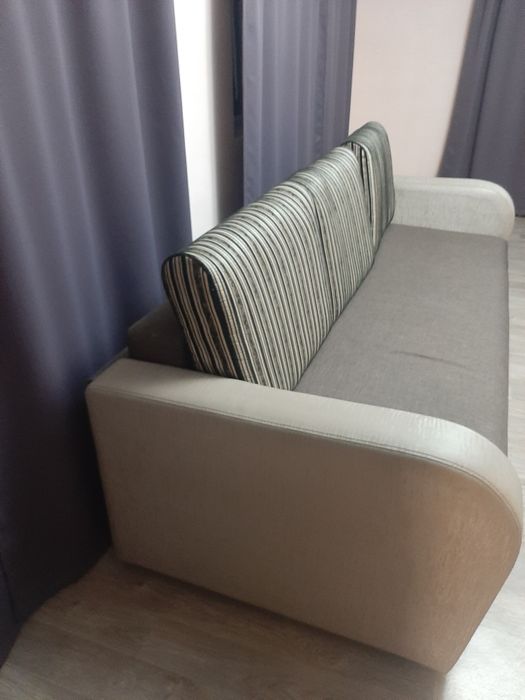 Продам диван в отличном состоянии