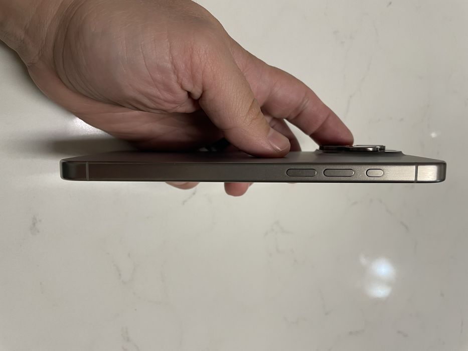 Iphone 15 Pro Max 512 gb ingrijit