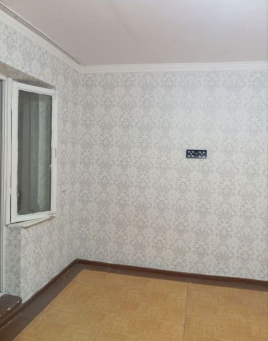 Чирчик шахар
2-микрораён  
#1-хона 2-етаж 
Квартира ижарага берилад