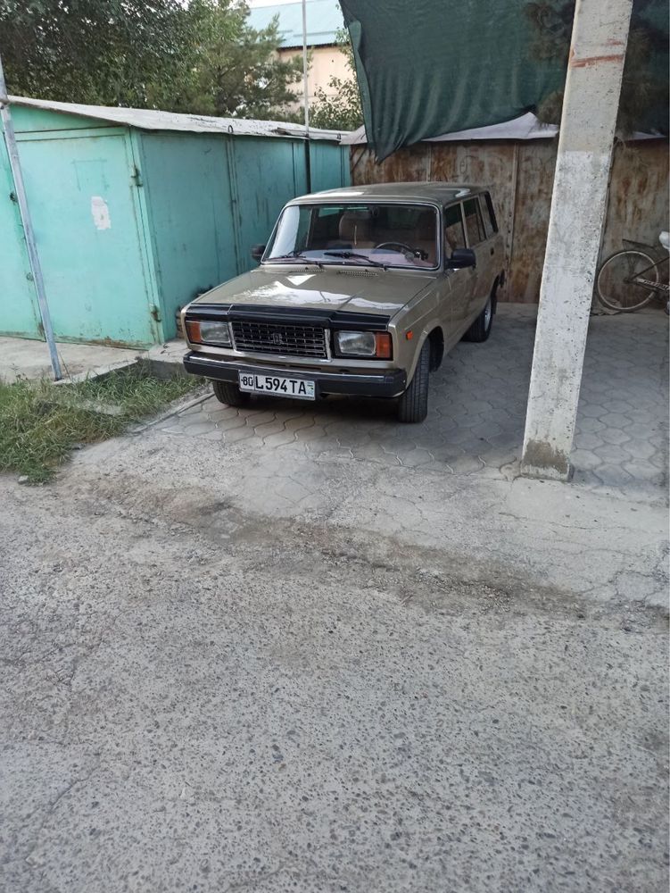 Лада срочний сотилади