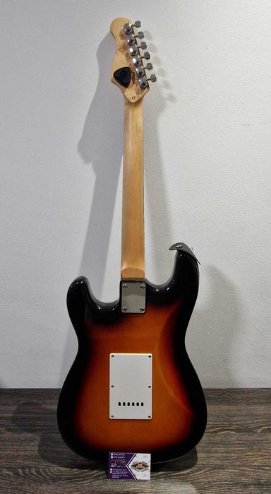 Chitara electrica Fender JAZZ BASS / Vester Maniac 99637 / Roling E150
