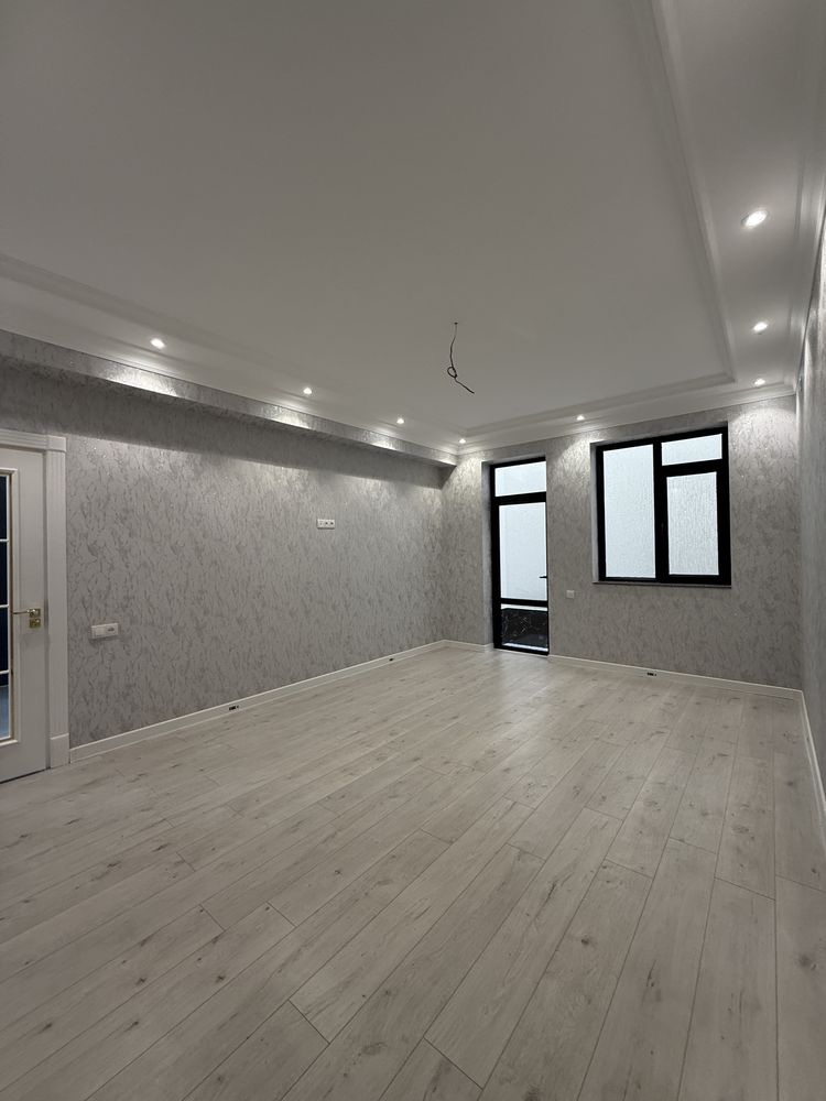 5 хонали TOWN HOUSE сотилади! Сергили Метро 1-бекат