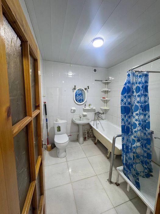 2 xonalik uy sotiladi