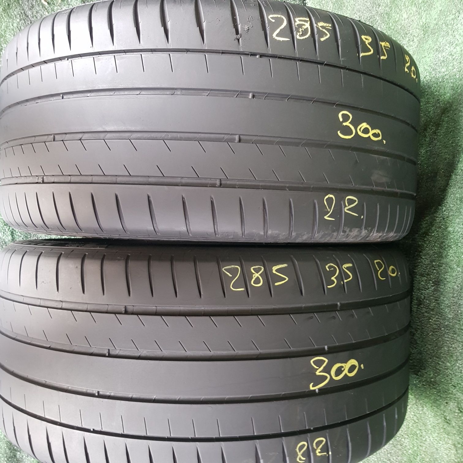 Anvelope 2x285 35 20 michelin dot 22 mm 5.2
