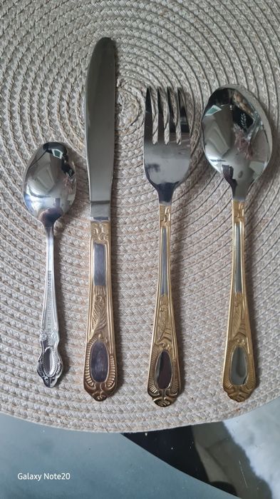 Set tacamuri inox placate cu aur