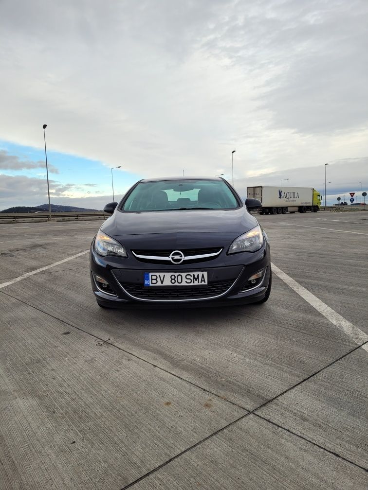 Opel astra j 2018