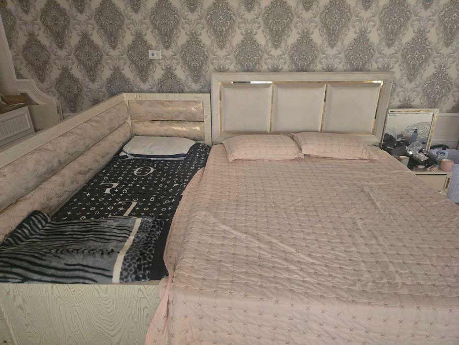 zamonaviy holati yaxshi mebellar sotiladi