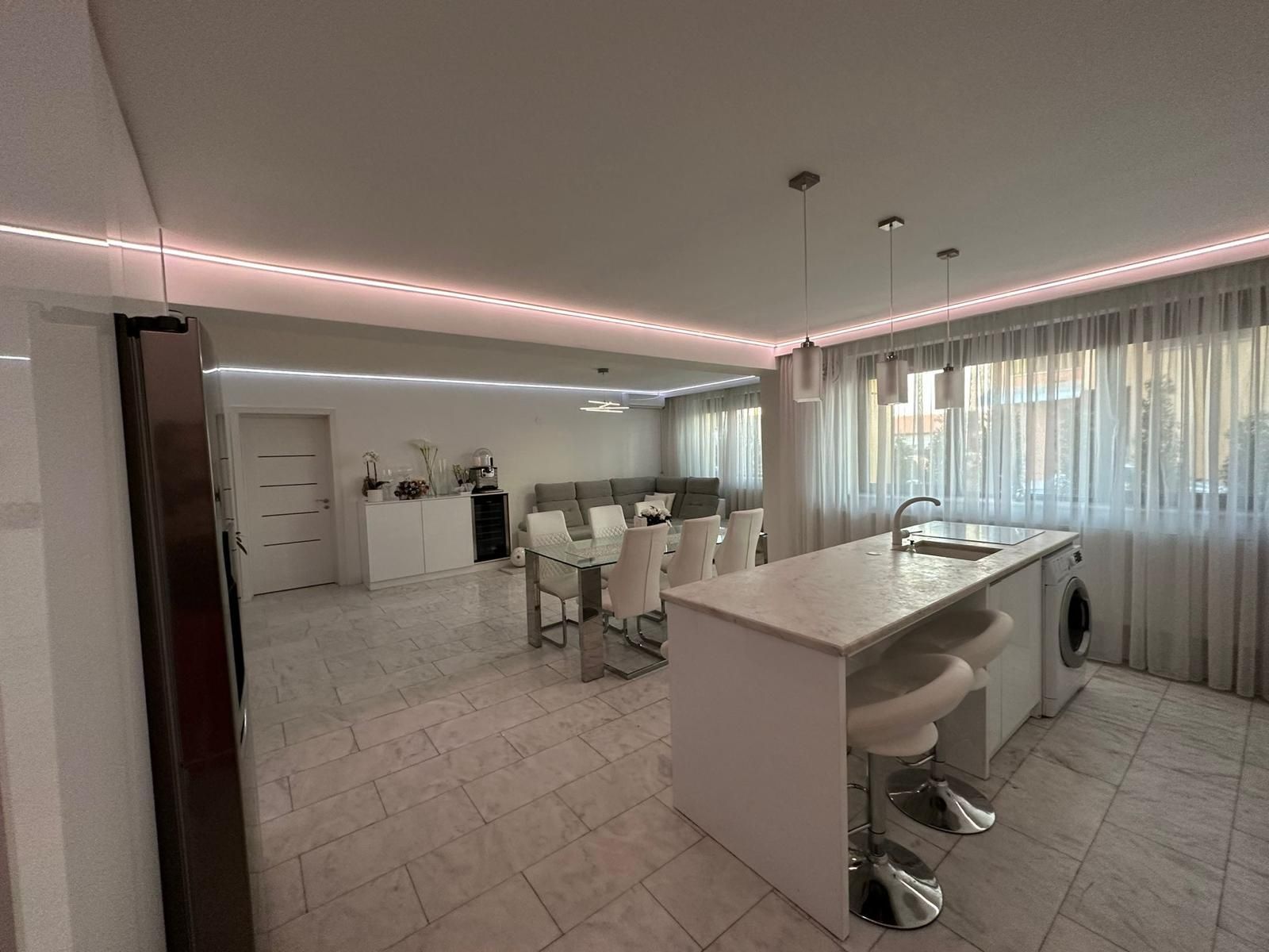 Apartament de inchiriat