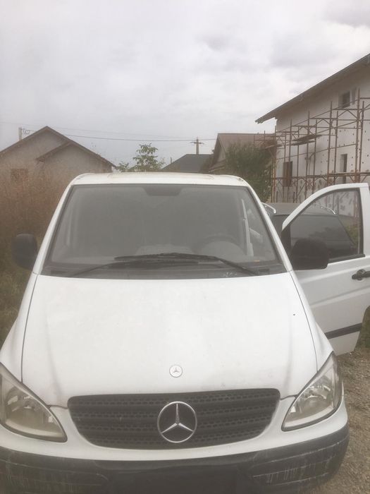 Închiriez mercedez vito!