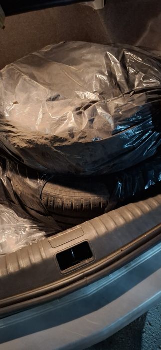 Продам шины 185/65/R15