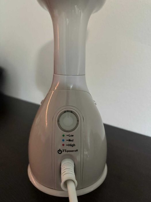 Aparat de calcat Vertical Daewoo