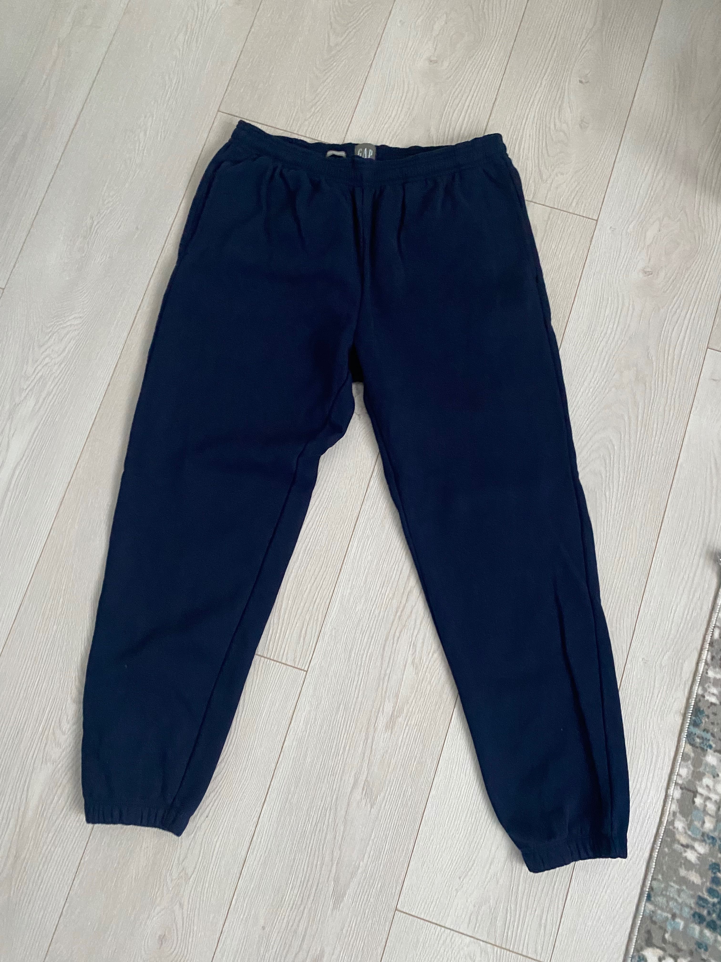 Pantaloni trening / sport GAP Destroyer nu Nike adidas