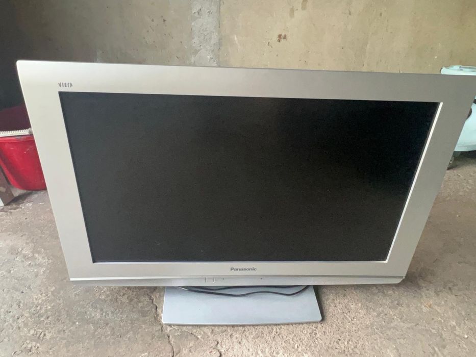 Vand televizor panasonic si sony