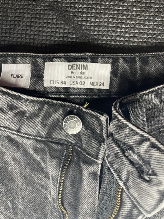 Дънки Bershka XS