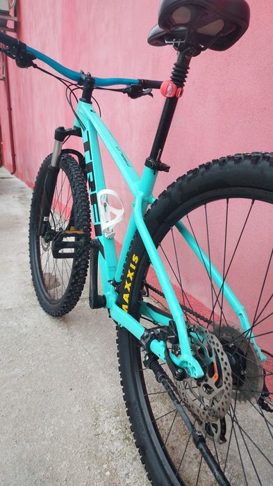 Bicicleta Trek marlin 6 _fac și schimb cu iPhone 14 Pro Max