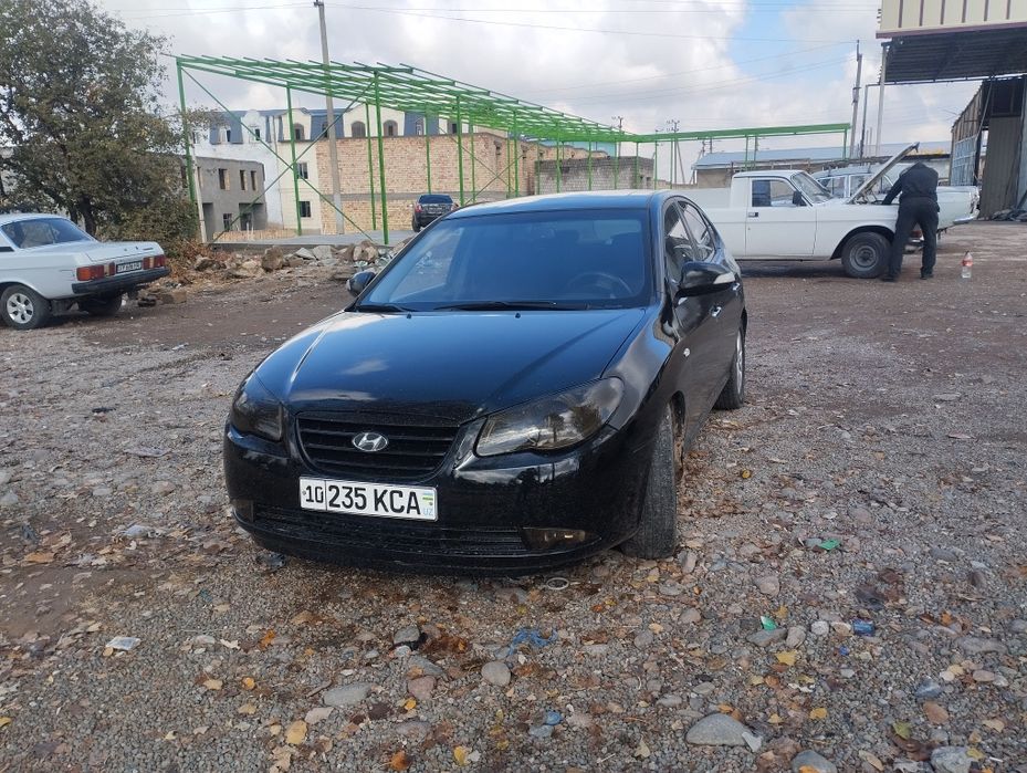 Hunday avante sotiladi 2008 benzin