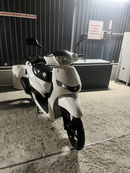 Peugeot 125 Yamaha Honda Piaggio