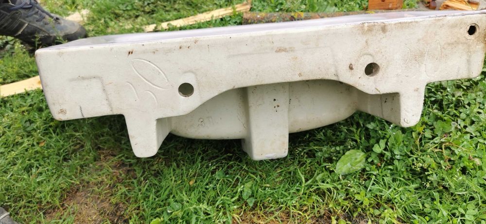 Порцеланов комплект мивка с ботуш