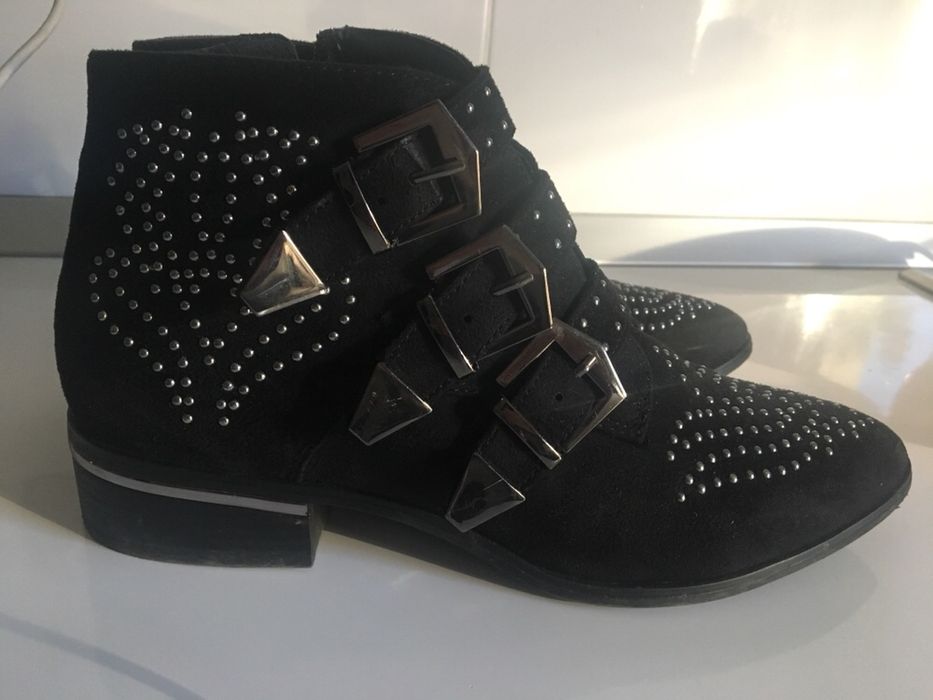 Botine marimea 39