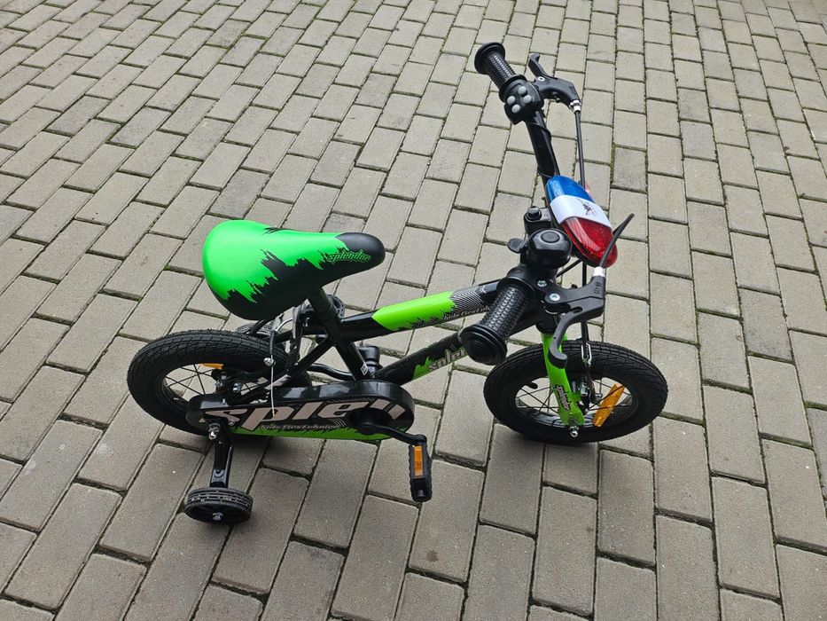 Vand  bicicleta pentru copii