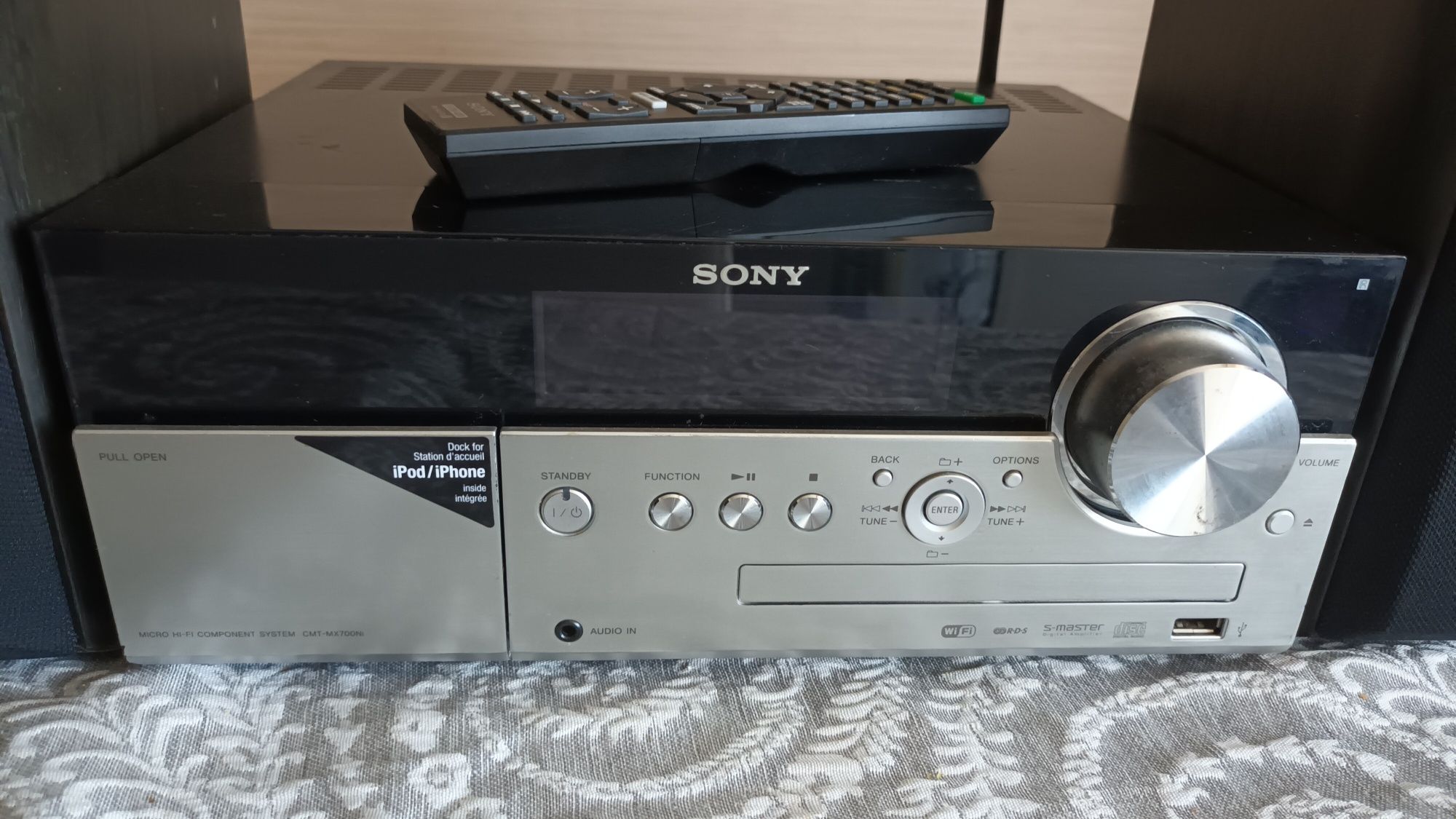 Micro HI FI sistem Sony CMT-MX700NI