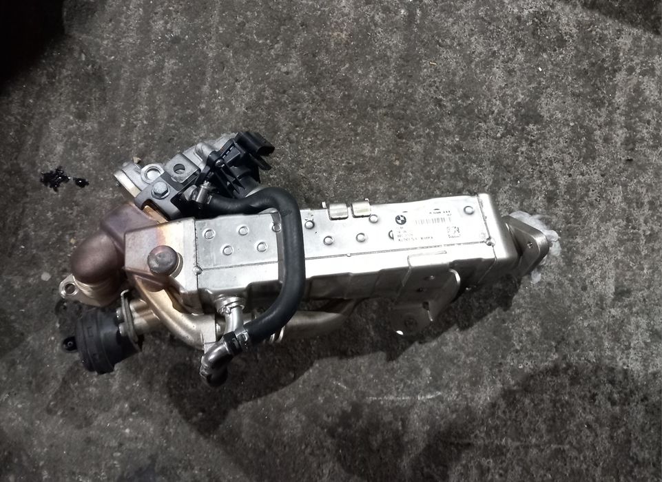 Racitor gaze complet cu valva EGR BMW F20 F30 F10 LCI B47 2l diesel